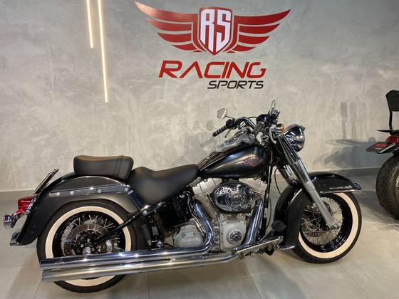 HARLEY-DAVIDSON SOFTAIL HERITAGE CLASSIC 